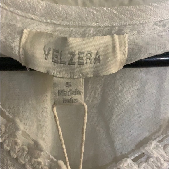 White dress! - Picture 4 of 5